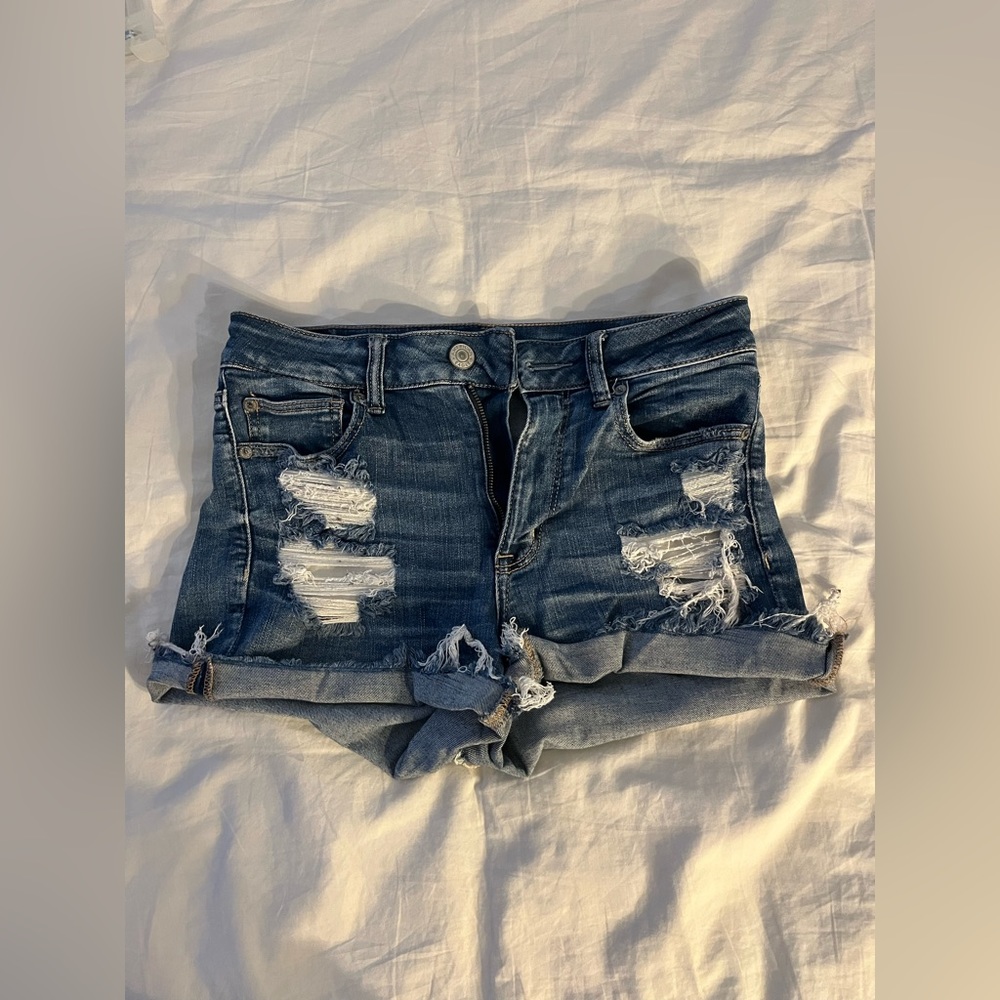 American eagle ripped jean shorts